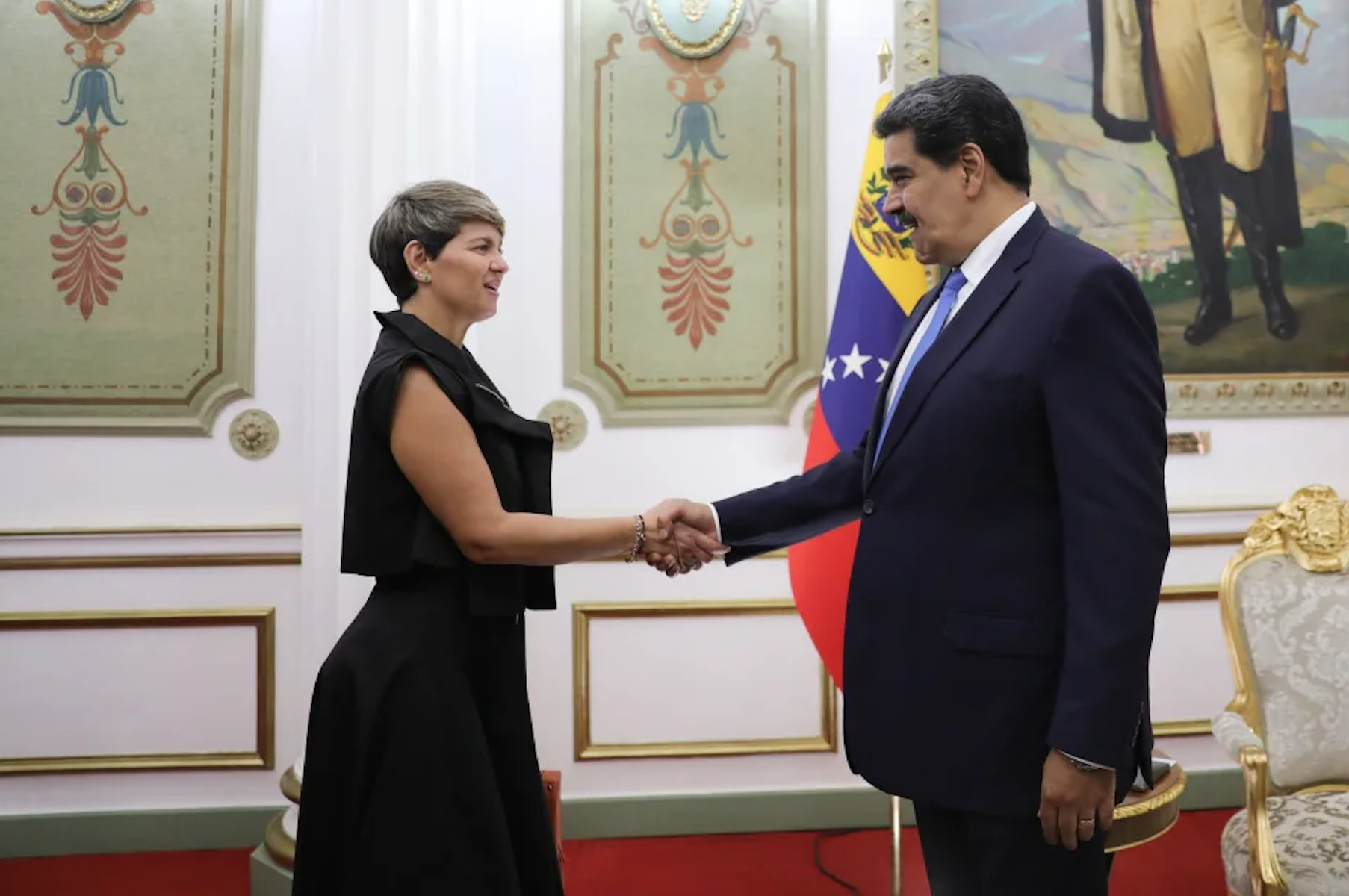 La Première dame de Colombie rencontre Maduro et sa femme à Caracas