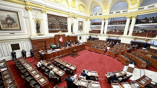 Peruvian Congress approves to debate again on electoral advancement