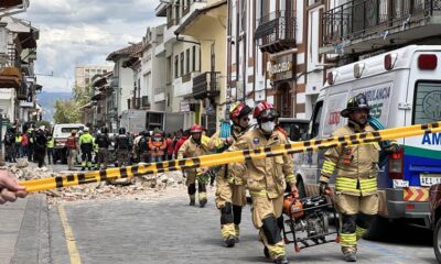Ecuador quake leaves 14 dead and more than 400 injured