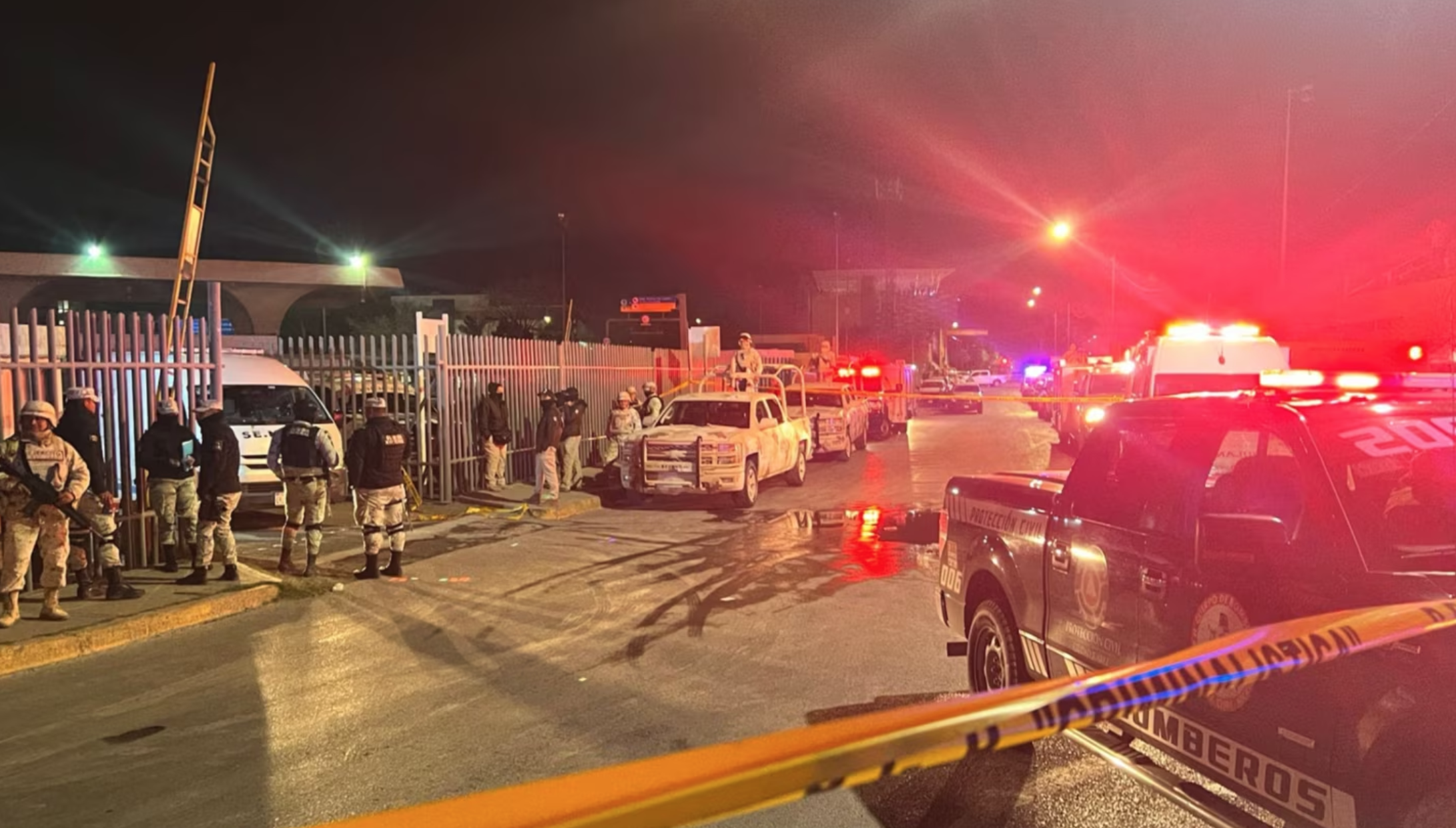 Mexican authorities report 39 dead in fire at immigration center