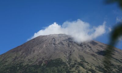 Autoridades de Protección Civil registran aumento en desgasificación del Volcán Chaparrastique