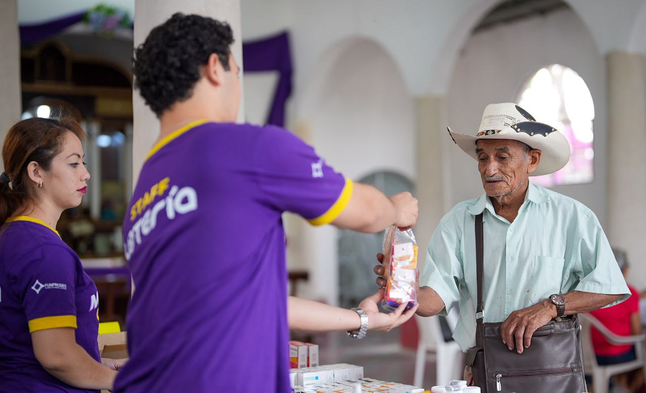 Lotería llevó su brigada médica a los habitantes de Panchimalco