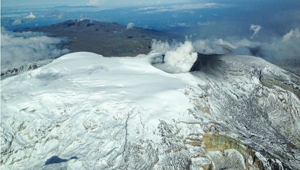 Colombia prepares for the possible eruption of Nevado del Ruiz