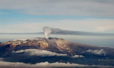 Déclaration de calamité publique en raison de l'activité du volcan Nevado del Ruiz à Manizales, Colombie