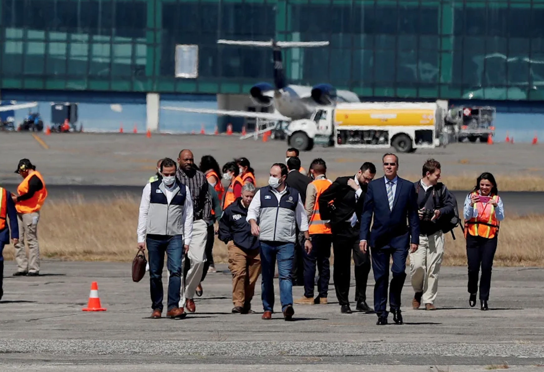 DHS afirma que seguirán expulsando a migrantes desde EEUU bajo el Título 8