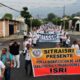 Diferentes sindicatos marchan en San Salvador conmemorando el Día Internacional del Trabajador