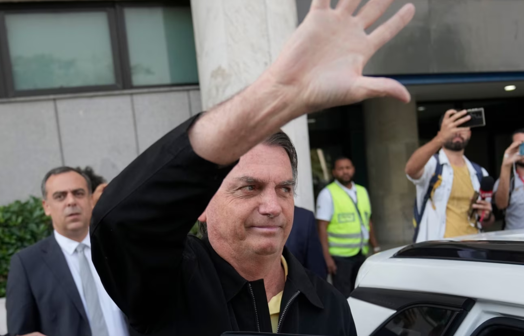 Brazil: Court bans Bolsonaro from running in elections until 2030