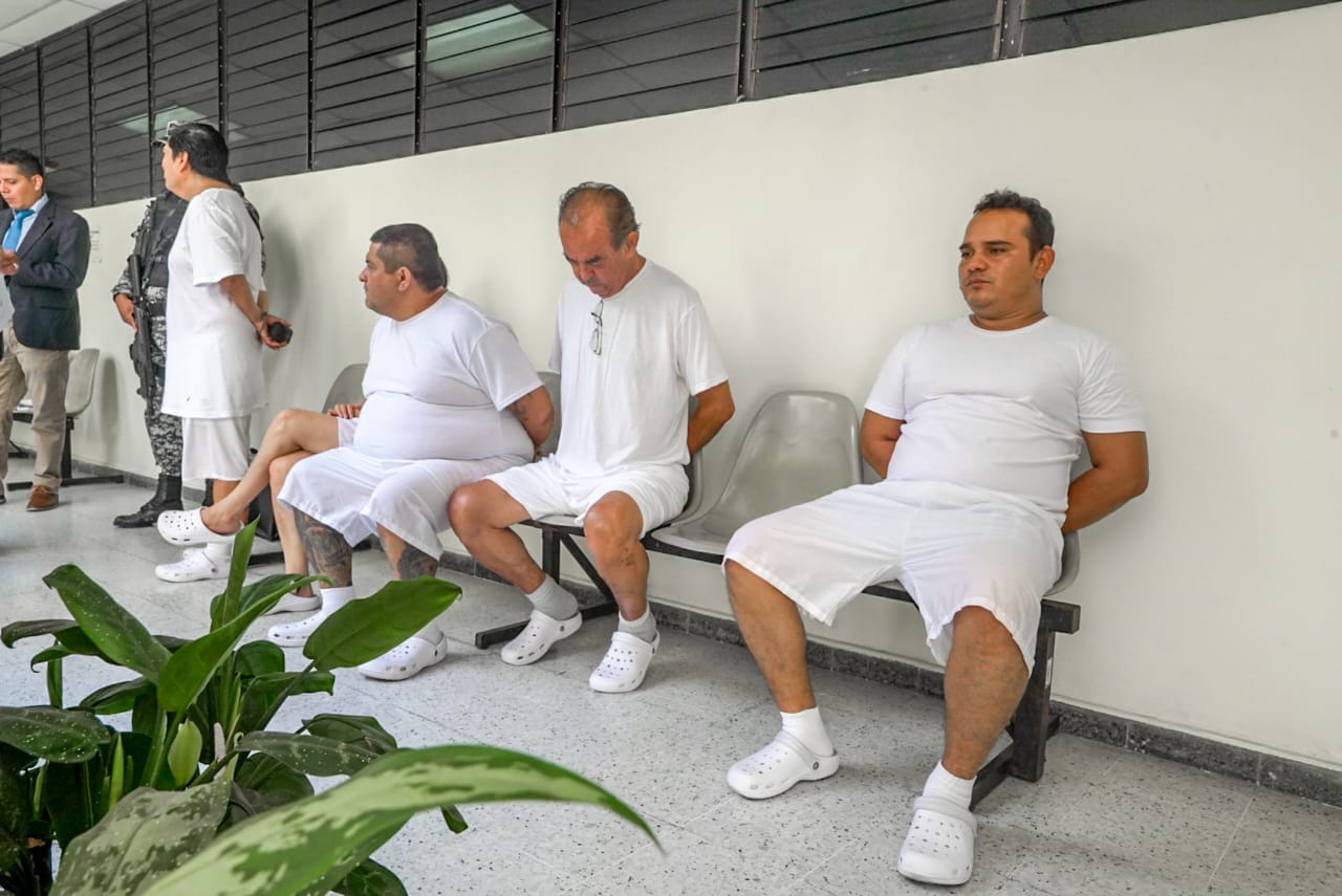 Salvador : un juge ordonne l'incarcération de dirigeants d'Alianza et d'employés d'EDESSA