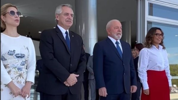 President Lula receives his colleague from Argentina in Brasilia
