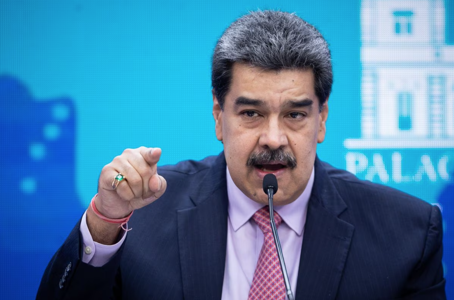 Maduro calls on military to be alert to alleged plan by "fascist groups"