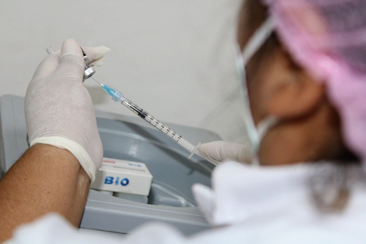 El Salvador lidera en Centroamérica con el esquema de vacunación más amplio y completo