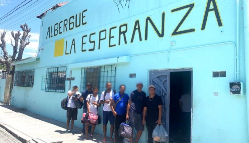 Nuevo refugio migratorio temporal en Ciudad Juárez atiende a salvadoreños