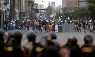 Le gouvernement péruvien ordonne des mesures répressives en réponse à la prise de contrôle de Lima