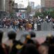 Le gouvernement péruvien ordonne des mesures répressives en réponse à la prise de contrôle de Lima