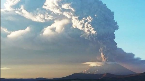 Strong explosion recorded at Ubinas volcano in Peru