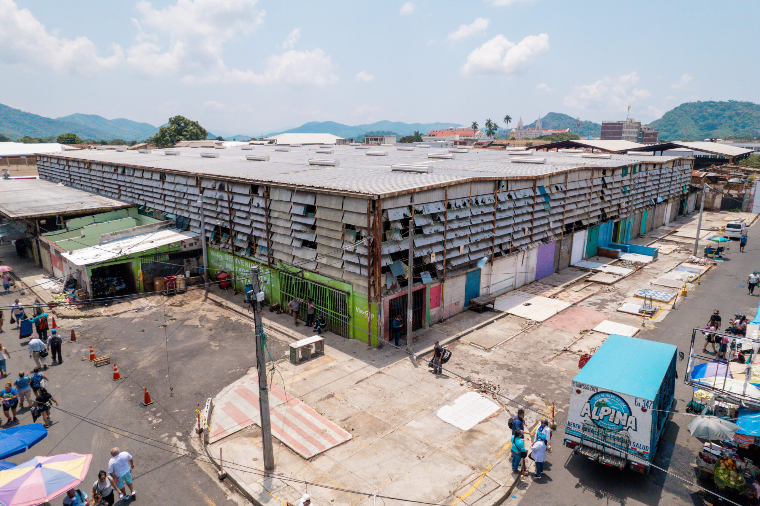 Lanzamiento de licitación para reconstrucción de Mercado Municipal No. 1 de Santa Ana y municipios aledaños