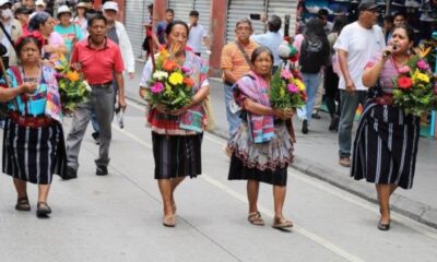 Les Guatémaltèques descendent dans la rue pour défendre la démocratie