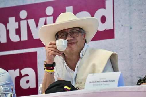 Gustavo Petro announces renegotiation of the U.S.-Colombia FTA