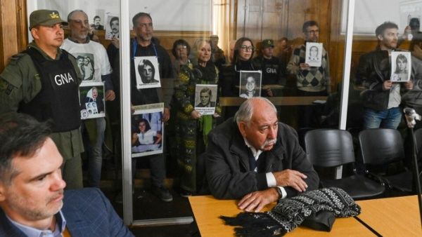 16 répresseurs condamnés à la prison à vie en Argentine