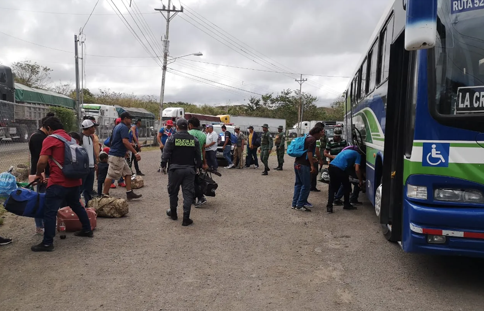 Costa Rica busca soluciones para afrontar el flujo migratorio en la zona sur del país