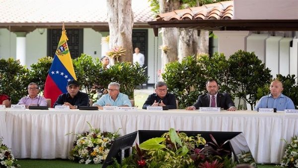 Colombian government and ELN agree to create humanitarian zones