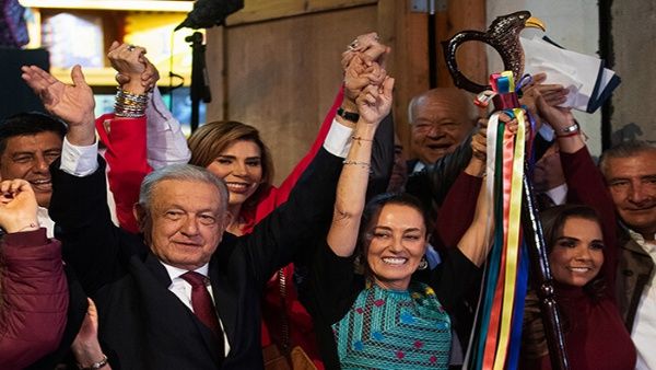 Le président mexicain passe le relais au candidat de Morena