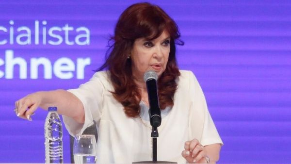 Cristina Fernández rejette le lien entre les fonds vautours et les États-Unis