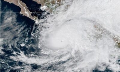 L'ouragan Lidia touche terre au Mexique en catégorie 4