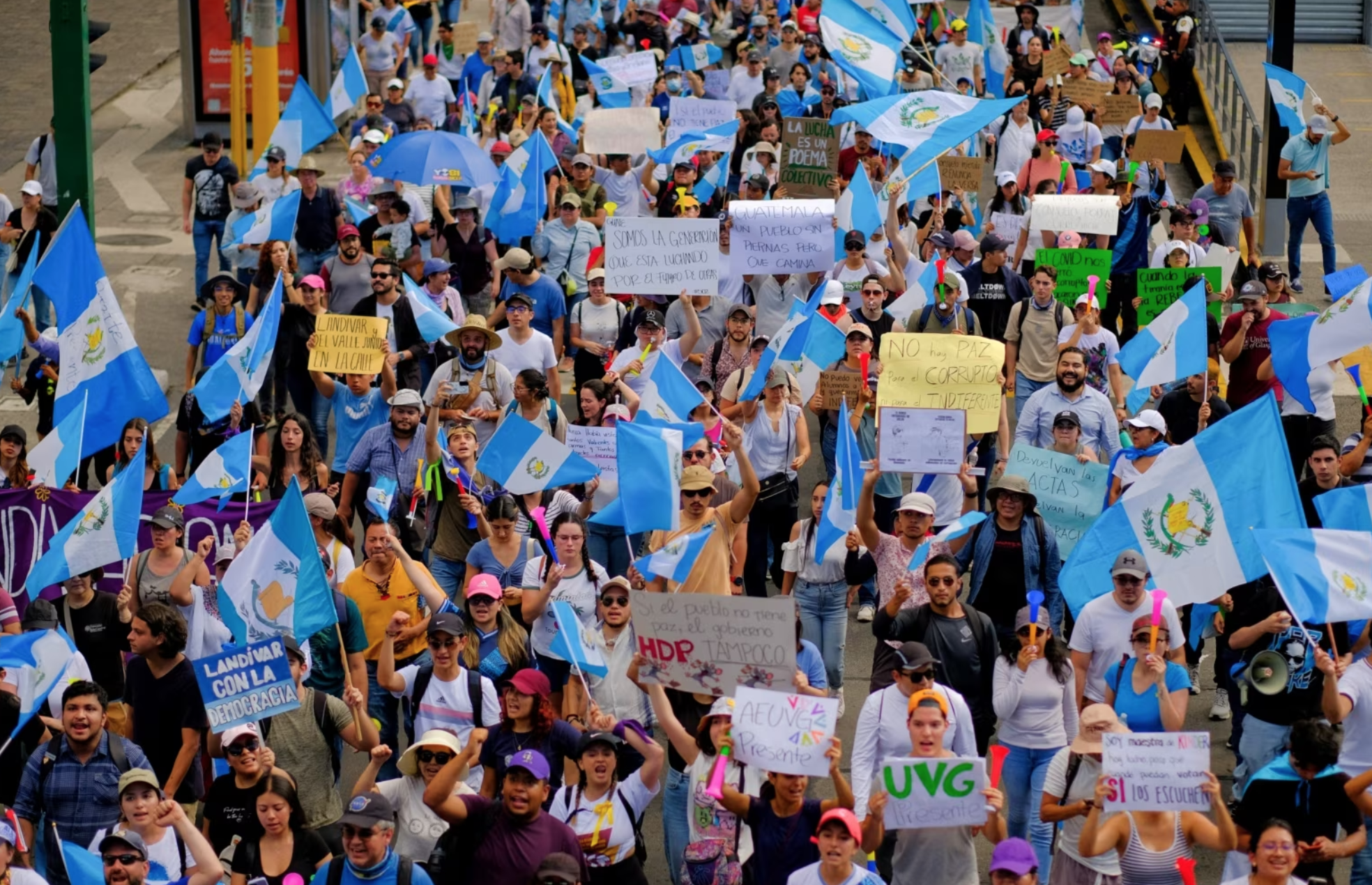 Guatemala cumple una semana de bloqueos exigiendo la renuncia de la fiscal general