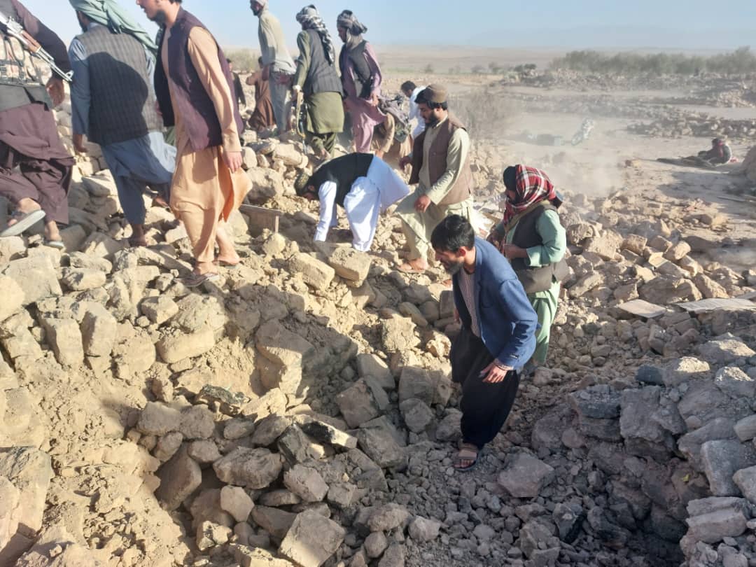 Plus de 2 000 morts après les tremblements de terre en Afghanistan