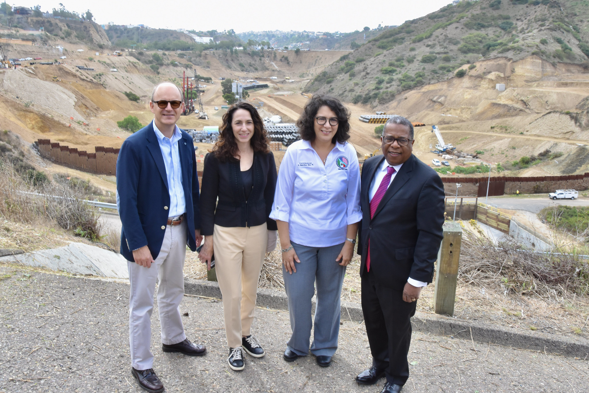 Nichols continues visit to Mexico border amid dialogues on democracy and environment