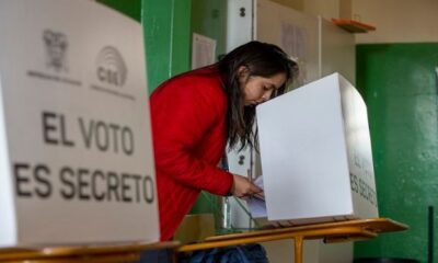 Des militaires commencent à surveiller les bureaux de vote en Équateur