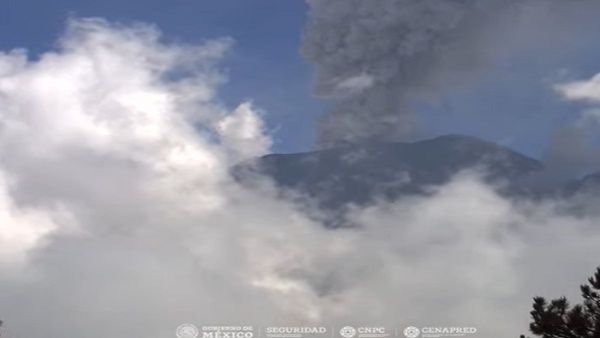 Mexico's Popocatepetl volcano spews incandescent material