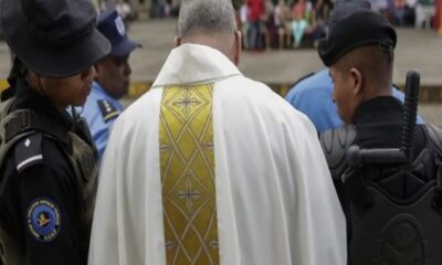 Nicaragua frees 12 priests and sends them to the Vatican