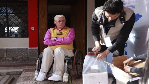 L'Équateur entre dans un silence électoral avant le second tour de scrutin