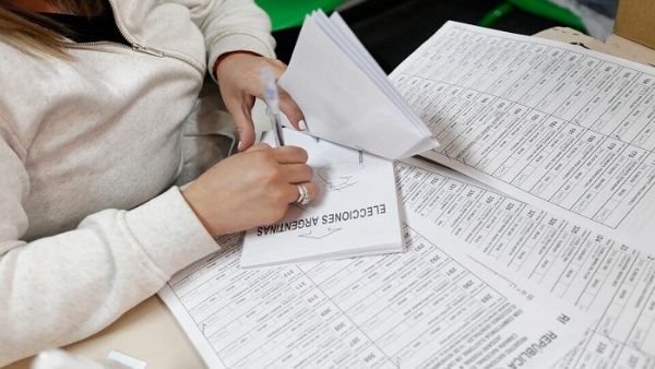 Argentina enters electoral ban two days before the presidential election