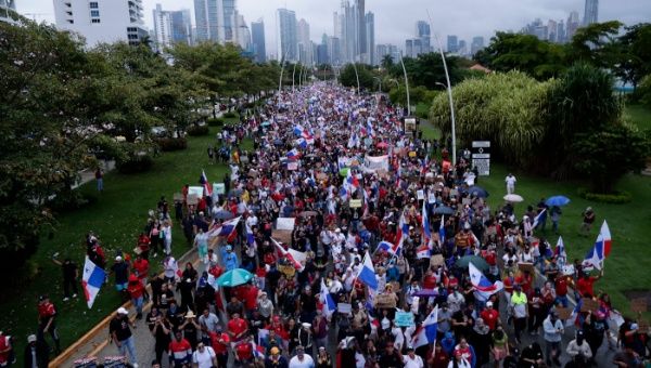 Panamanian police repress march against mining exploitation