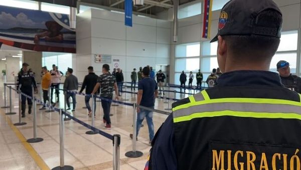 Repatriated Venezuelan nationals arrive in Venezuela from the U.S.