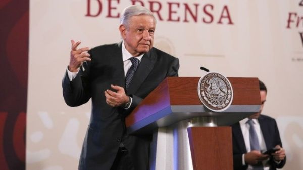 Mexican President condemns sanctions against Venezuela and Cuba