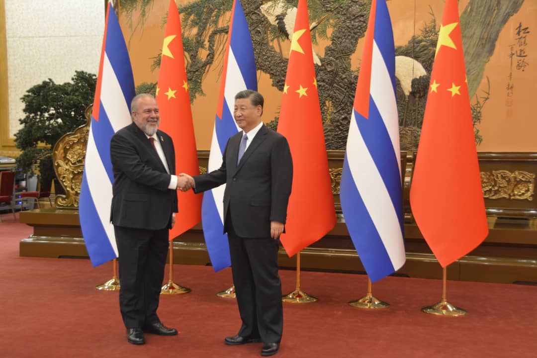President of China receives Cuban Prime Minister in Beijing