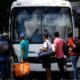 Uso de autobuses por Centroamérica para transportar migrantes genera preocupación en la administración Biden