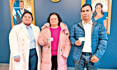 Salvadoreños en Estados Unidos tramitan el DUI para votar en las elecciones de 2024