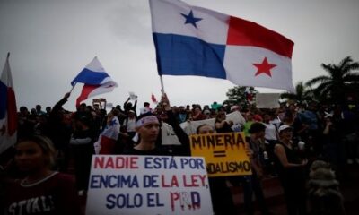 Panamanian president consults attorney general to repeal mining contract