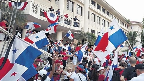 Les manifestations se poursuivent au Panama dans l'attente d'un arrêt de la Cour suprême