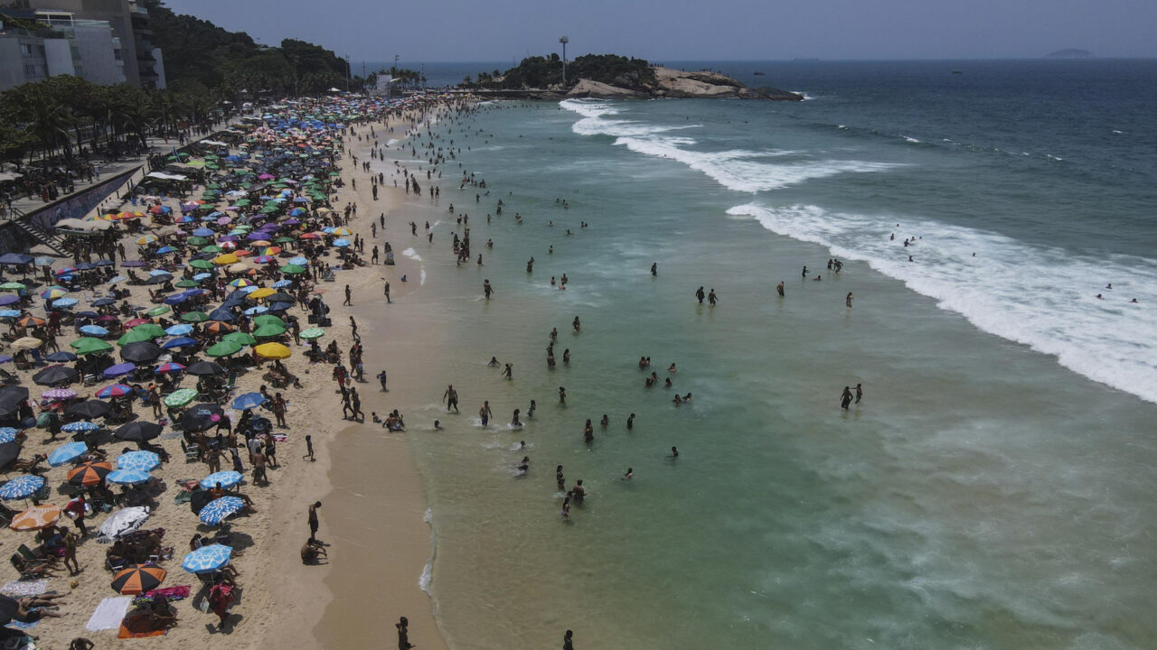 New heat record reported in Rio de Janeiro, Brazil