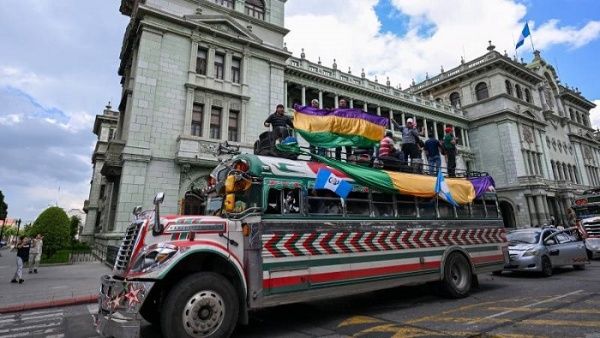 Guatemala: Protest against attempt to reverse election results