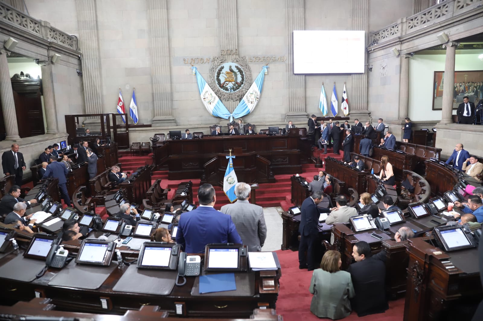 Guatemalan Congress removes immunity from electoral judges amidst allegations