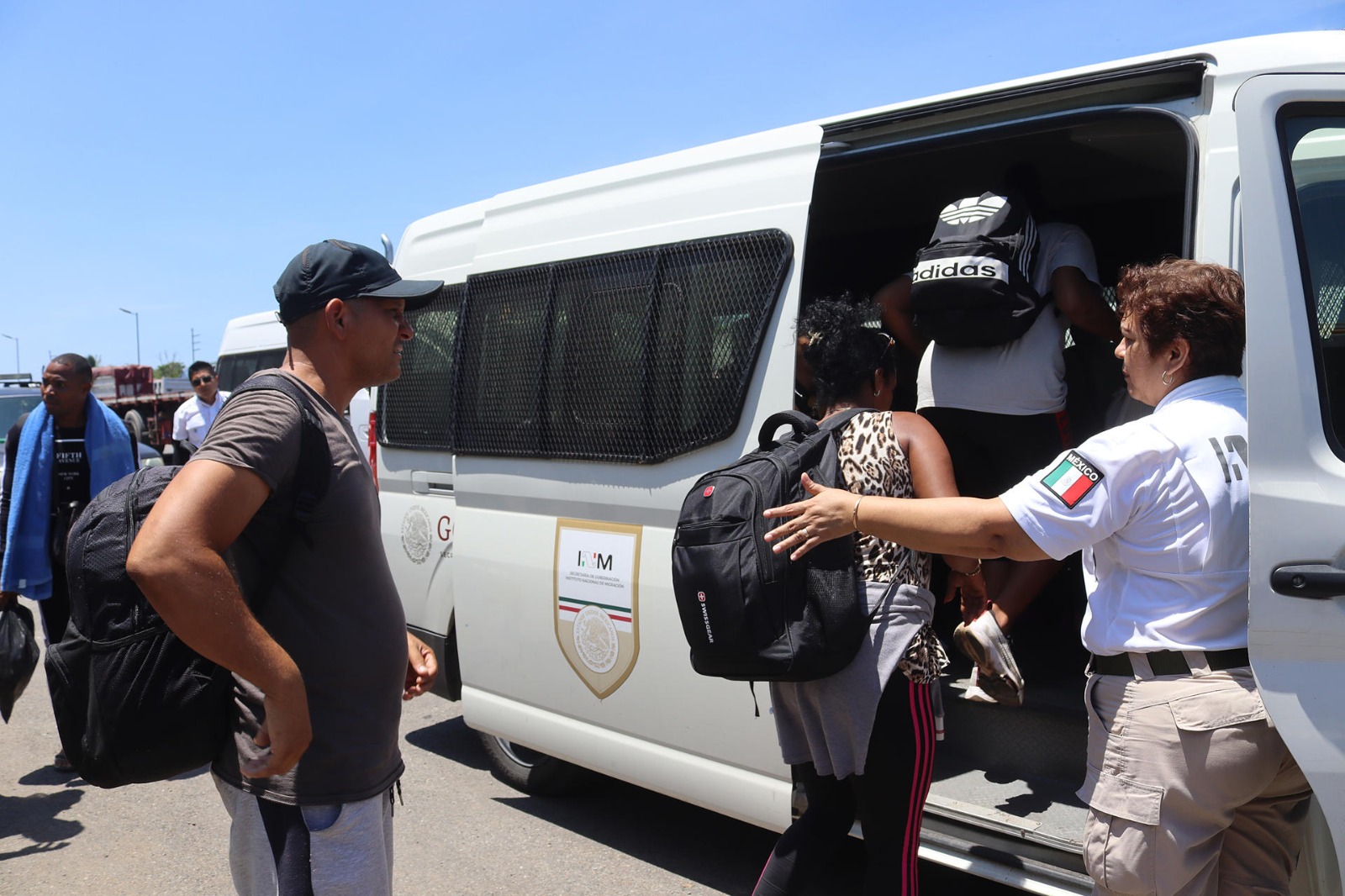 Huit Salvadoriens interceptés au Mexique cette semaine témoignent du flux continu de migrants vers les États-Unis.