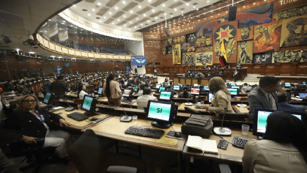 L'Assemblée équatorienne tient Guillermo Lasso pour responsable de détournements de fonds